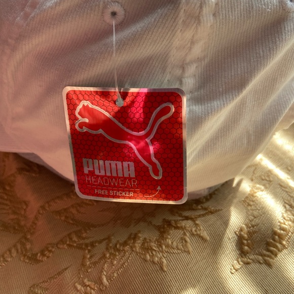 Puma White corduroy universal NWT Cap OS - Picture 5 of 6